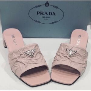 Prada Crinkled Leather Block-Heel Slip on Logo Mules Sandals size 8 Pink New